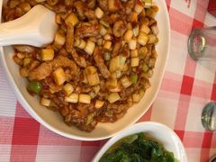 -洪霞餐馆·川菜·鲜货现炒(两江春城店)