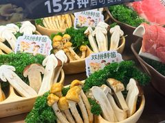 -楠小云·云南鲜菌·鲜牛自助火锅(九眼桥店)