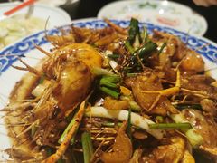 老头儿油爆沼虾-老头儿油爆虾·知味杭州(爱琴海购物中心)
