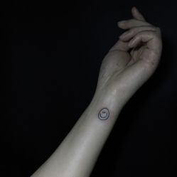 -木子·纹身店TATTOO穿孔·洗纹身