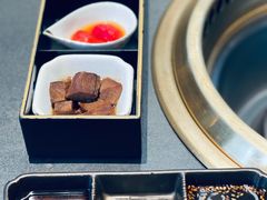 -铭牛烧肉·和牛海鲜自助(高新月牙湖店)