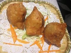 蔬菜咖喱角VegSamosa-恒河传奇印度餐厅GANGES