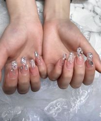 -慕拉美甲美睫皮肤管理