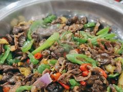 -湖南人家湘菜馆(镇江路店)