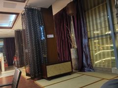 -裕龙汤泉