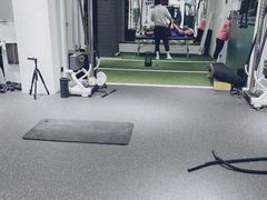 -汗水空间私教健身连锁(SM广场店)