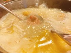 -鲜入围煮花胶鸡海鲜火锅