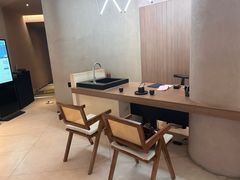 -灸春堂·艾灸·痛症·整脊连锁(之江银泰店)