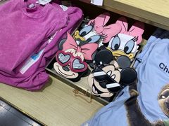 -URBAN REVIVO(济南世茂广场店)