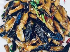 -宾朋海鲜特色美食餐厅·纯手工鲅鱼水饺(兴海路店)