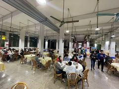大堂-标记美食新鲜猪杂(兴南大道店)