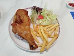 炸大鸡腿拼薯条-香港深仔记茶餐厅(东门店)