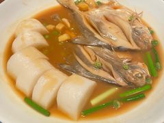 鲳鱼烧年糕-荣小馆(临海世纪花城店)