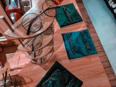 -肆兮眼镜·蔡司·徕卡战略合作店(大坪店)