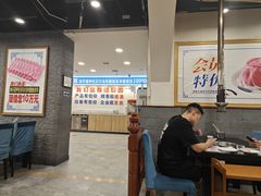 -楼外楼大刀肉传统火锅居(幸福街店)