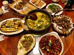 -东家小院金汤酸菜鱼(南阳路店)