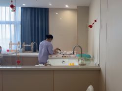 -贝爱时刻月子中心(宝安妇幼店)