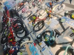 -迪卡侬(苗岭路店)