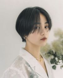 -东秀护肤造型