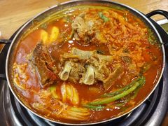 -喇喇排骨火锅·传统韩式脊骨汤(望京西园总店)