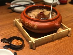 -云海肴·汽锅鸡·云南菜(天山百盛优客店)