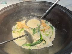 -陈大锅·岳阳鱼馆·地道岳阳菜(美食街店)