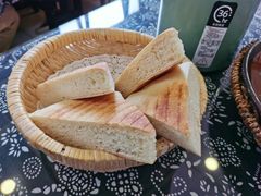 -八两八金·莱芜特色炒鸡(市南漳浦路店)