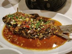 香酥鲫鱼-味上湘菜馆(岳麓山店)