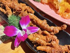 -月亮眼花园餐厅书吧酒吧