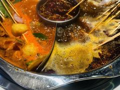 -佰人王串串香火锅(洋珠巷店)