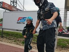 -汉江湾卡丁车世界