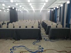 -乌鲁木齐百世昌龙泉酒店(大巴扎店)