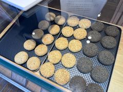 -嘉华鲜花饼(四方街旗舰店)