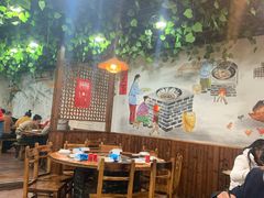 大堂-三里屯土灶炖公鸡地锅鸡(江东店)