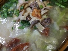 -桥香园云南过桥米线(金马碧鸡店)