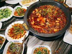 -老船舫·现做活鲜鱼馆(东郊记忆店)