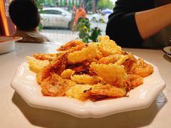 咸蛋黄锅巴大虾-外婆船宴餐厅·外婆喊你回家吃饭