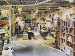 大堂-小时光咖啡馆(开森度假森林店)