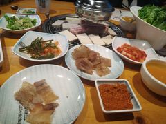 小菜-唯成•韩国炭火烤肉 유성고기