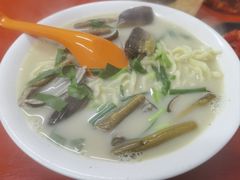 -三百碗宝应长鱼面(板仓街店)