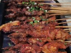 -邛海景风特色火盆烧烤店·烤串(月色风情小镇店)