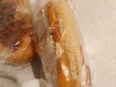 -Caidie Bakery采蝶轩(百越店)
