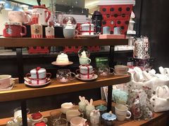 零售区-星巴克臻选(广州太古汇店)