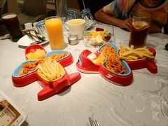 -必胜客(远大路店)