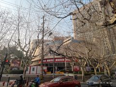 -上海影城停车场