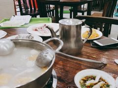 -正能量脆肉鲩火锅