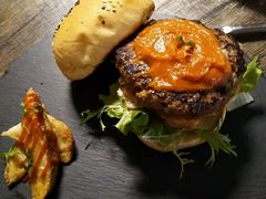 -HIGH FIVE哈福手工汉堡(桂林路店)