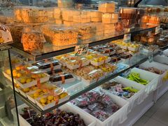 面包甜点陈列柜-幸福蛋糕坊(金顶街店)