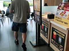 -麦当劳(华亚广场店)