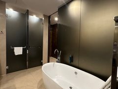 -广州天河希尔顿酒店